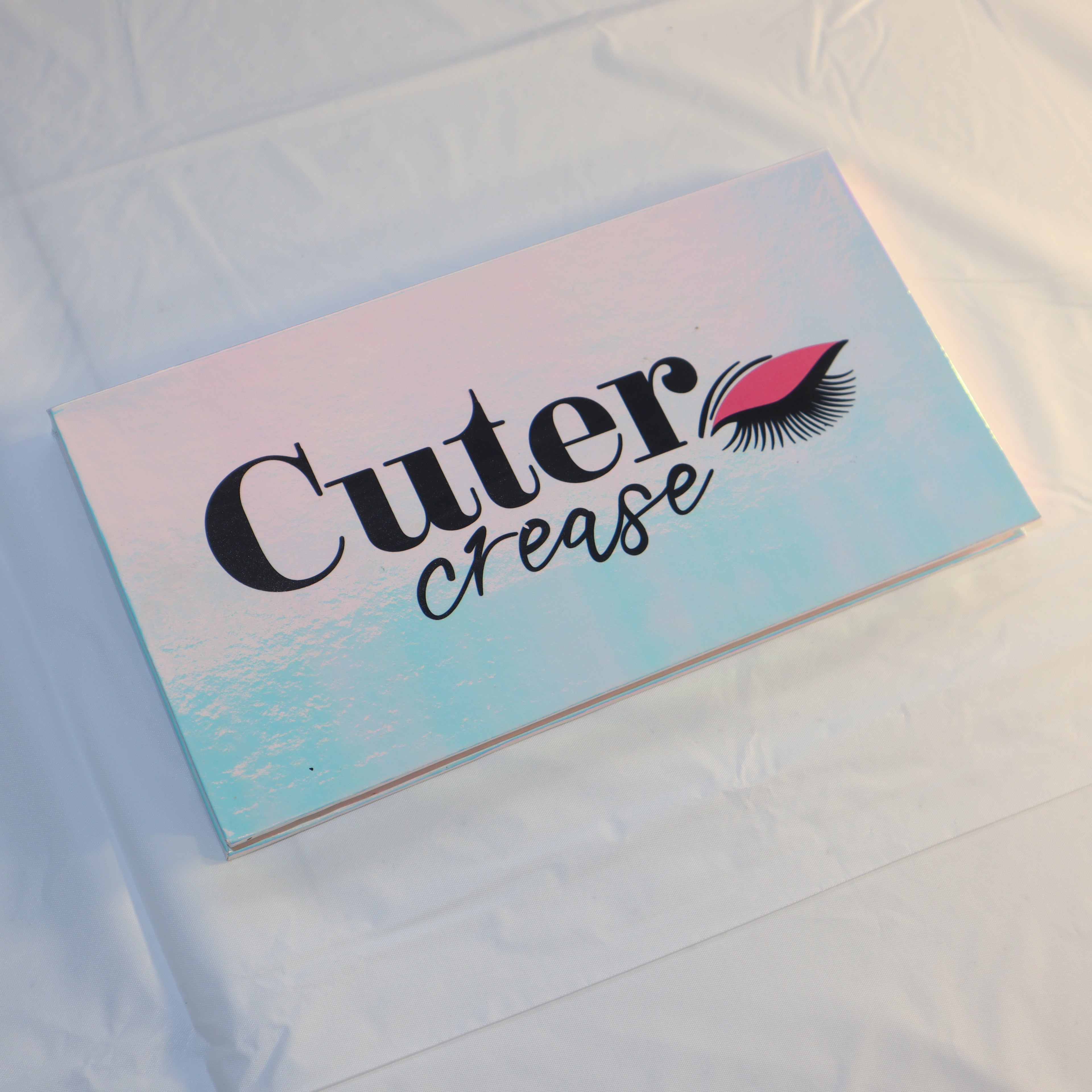 Cutercrease 18ct Shimmer Eyeshadow Palette